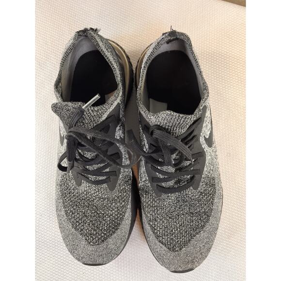 Nike Epic React Flyknit Sneakers ‘Cookies‎ & Cream’ / Mens 9.5 main image 11